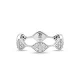 Mikou ring with one row of diamonds