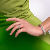 Anello Mikou con pavé di diamanti