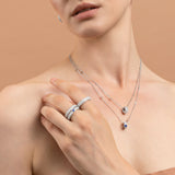 Anello Noblesse Oblige con zaffiro e pavé di diamanti