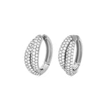 Noblesse Oblige earrings with diamonds