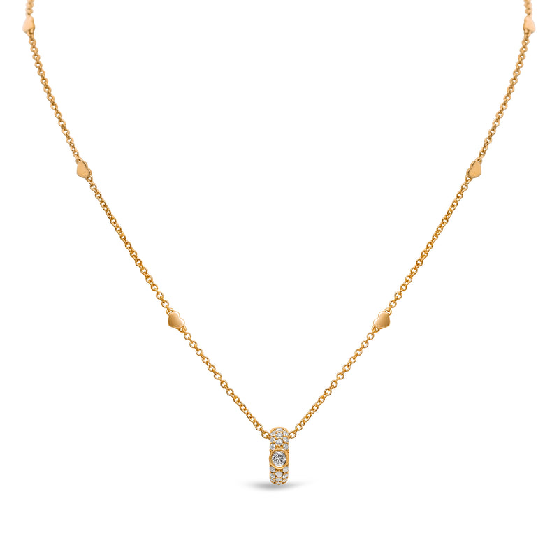 Noblesse Oblige pendant with diamonds