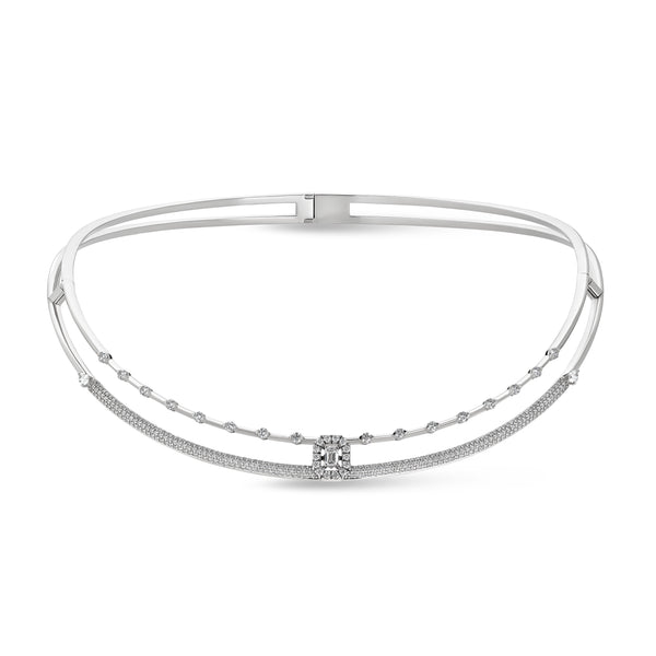 Maureen Medine necklace with diamonds