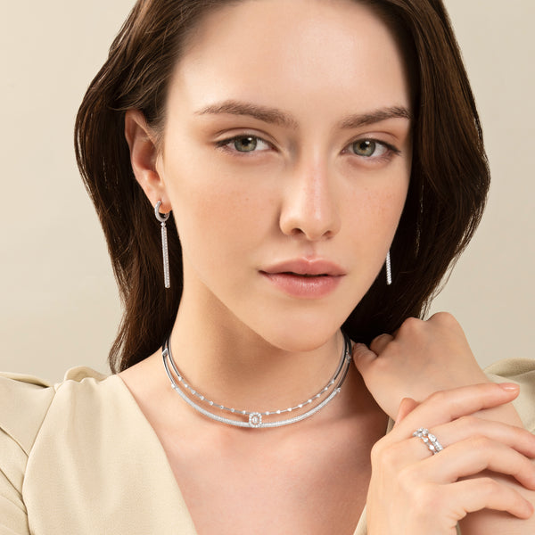 Maureen Medine necklace with diamonds