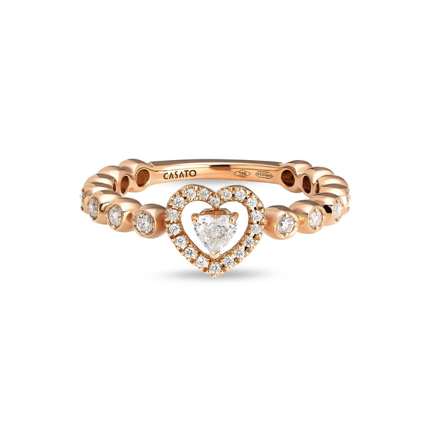 Boutique Icon ring with diamonds and heart shaped central motif