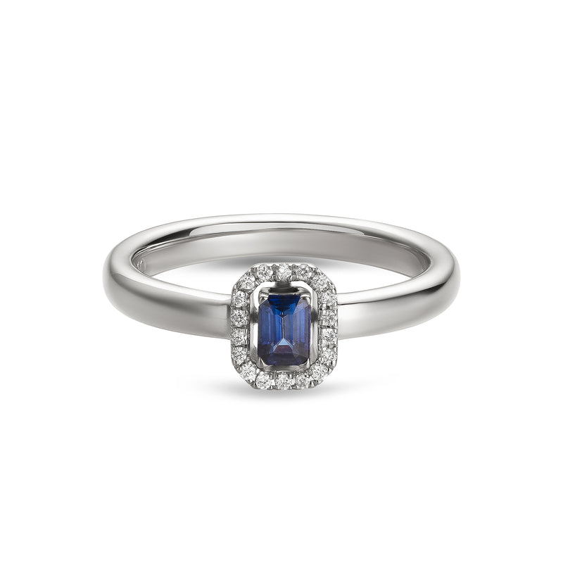 Madame ring with sapphire and diamonds