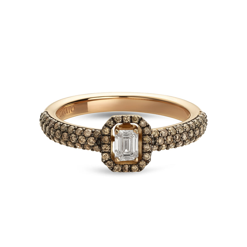 Madame ring with brown and colorless diamonds