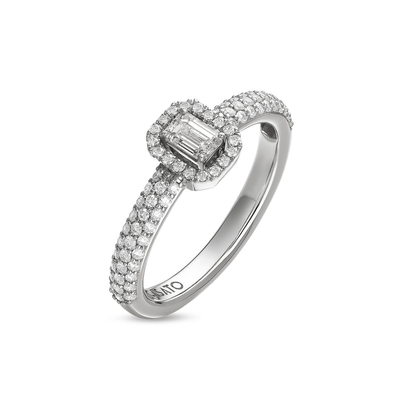 Madame ring with diamond pavé