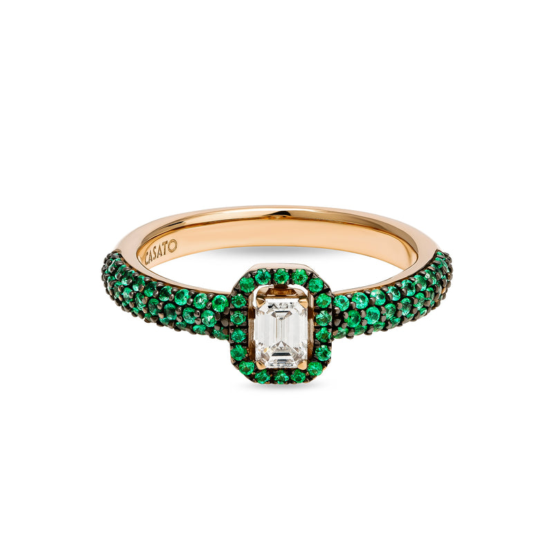 Madame ring with emerald pavé and diamond