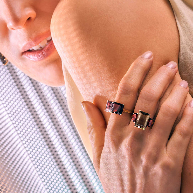 Anello Aqua con granato