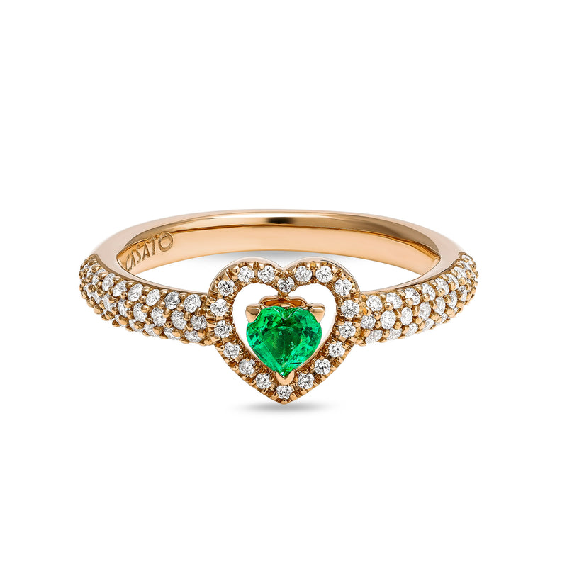 Madame ring with emerald and diamond pavé