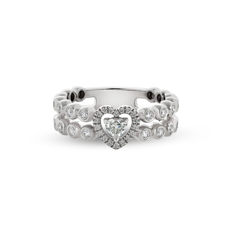 Icon Boutique ring with diamonds and central heart motif