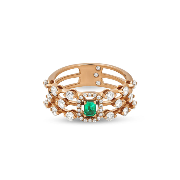 Maureen Medine ring with emerald and diamonds