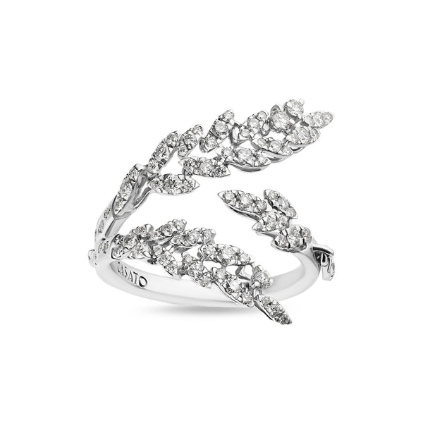 Yasmeen ring with diamonds