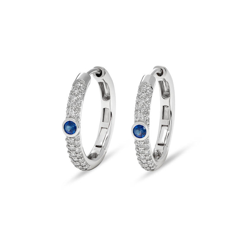 Noblesse Oblige earrings with sapphire and diamonds