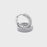 Noblesse Oblige earrings with diamonds