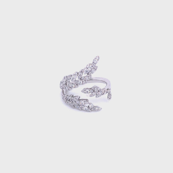 Yasmeen ring with diamonds