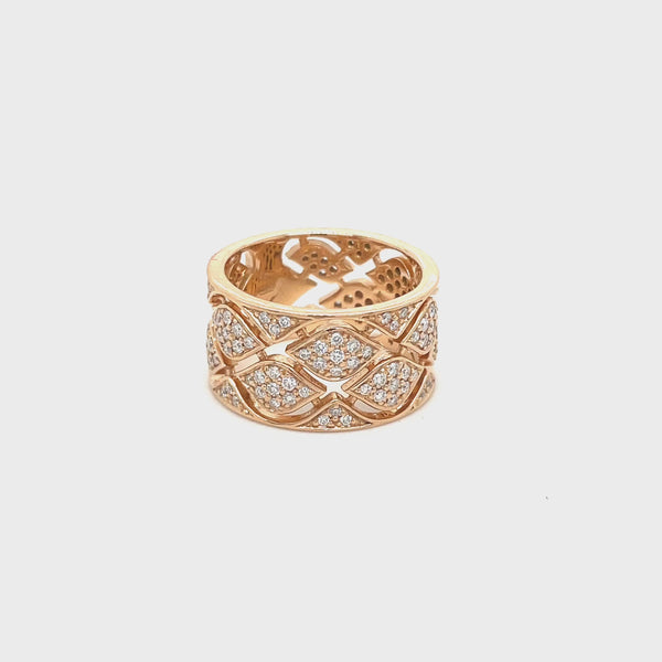 Mikou ring with pavè of diamonds